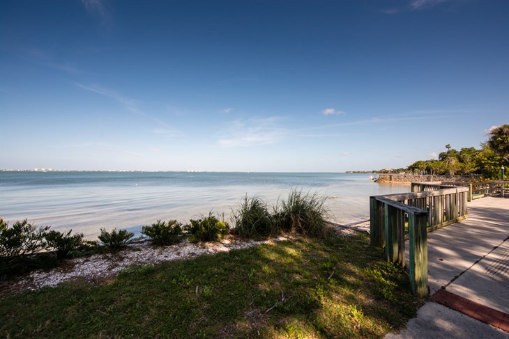 021_Waterfront-Community