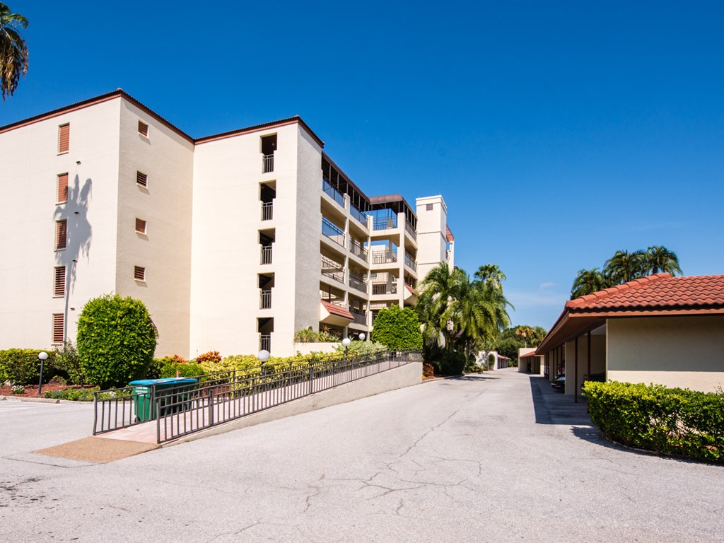 Wild Oak Bay Candy Swick's Sarasota Real Estate