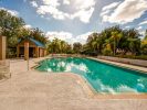 043_Community-Pool