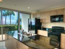 022_Condominium-on-the-Bay