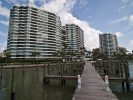 037_Condominium-on-the-Bay