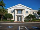 072_The Oaks Club
