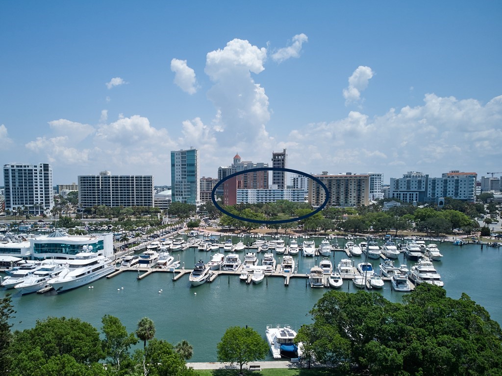 001_Gulfstream Towers
